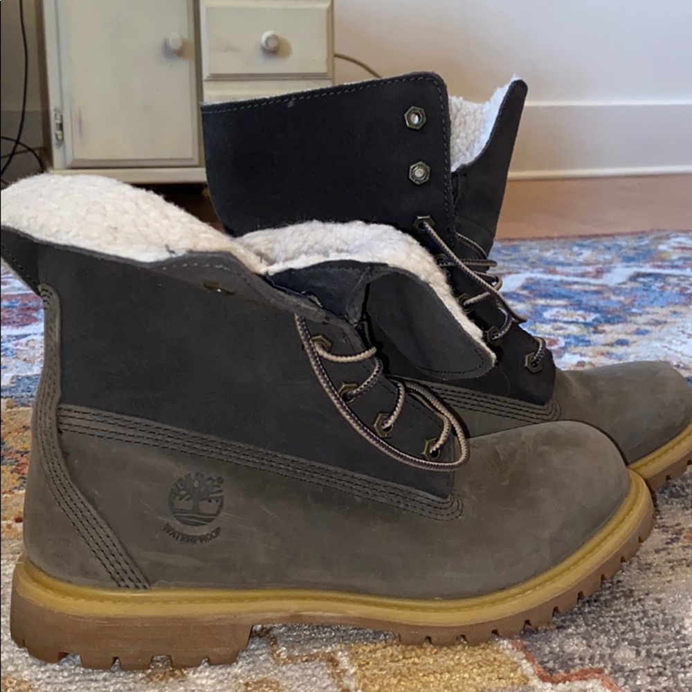 Timberland women’s earth keepers boots